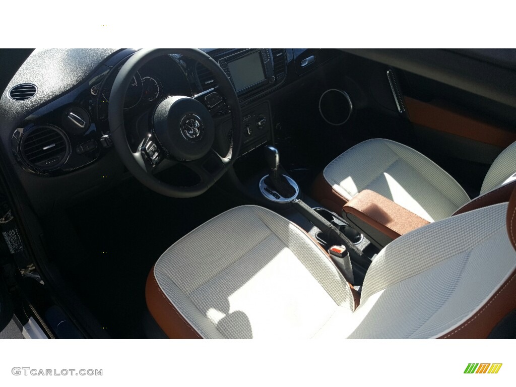 2016 Volkswagen Beetle 1.8T Classic Interior Color Photos