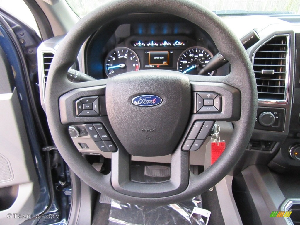 2017 Ford F250 Super Duty XLT Crew Cab Steering Wheel Photos