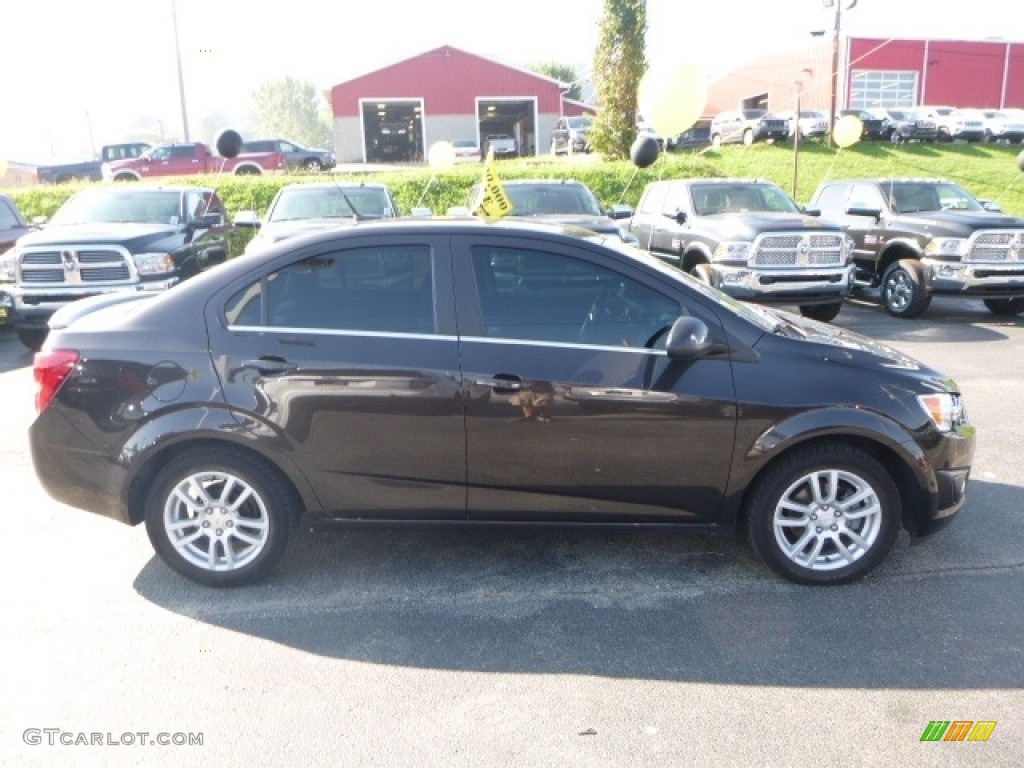 2014 Sonic LT Sedan - Mocha Bronze Metallic / Dark Pewter/Dark Titanium photo #8