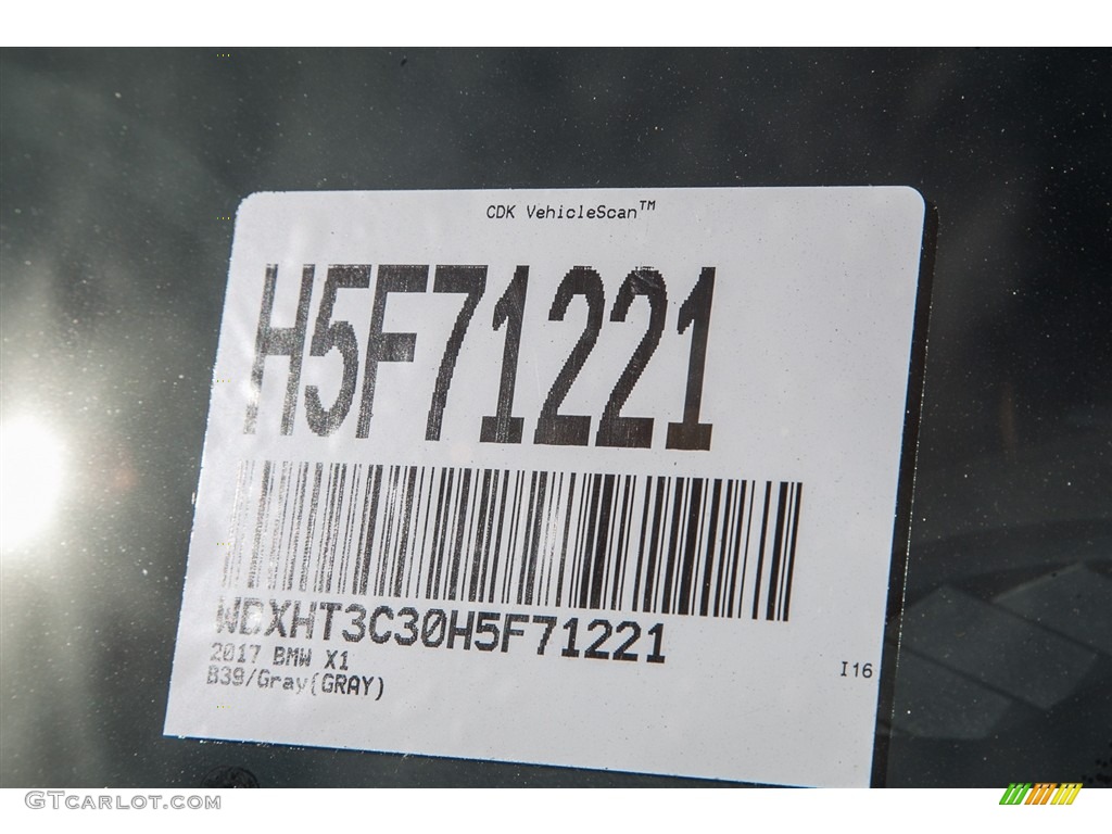2017 X1 xDrive28i - Mineral Grey Metallic / Black photo #10