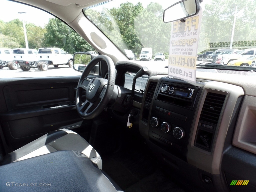 2009 Ram 1500 ST Quad Cab - Stone White / Dark Slate/Medium Graystone photo #11