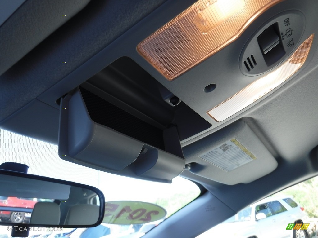 2015 Prius Two Hybrid - Barcelona Red Metallic / Bisque photo #19