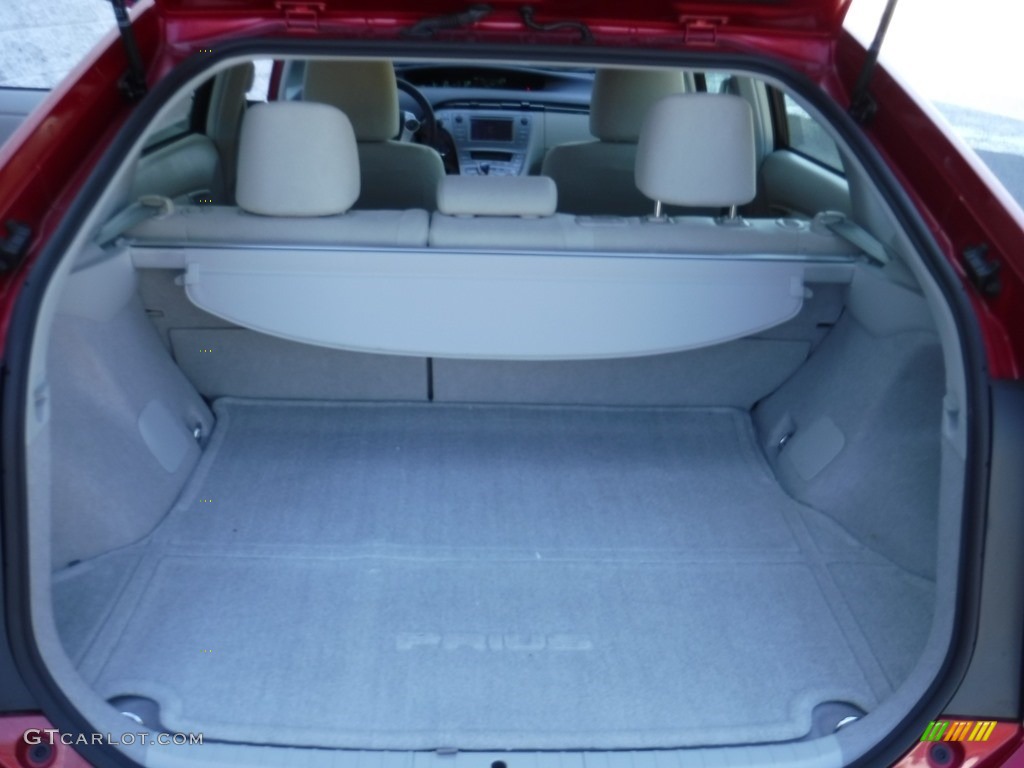 2015 Prius Two Hybrid - Barcelona Red Metallic / Bisque photo #22