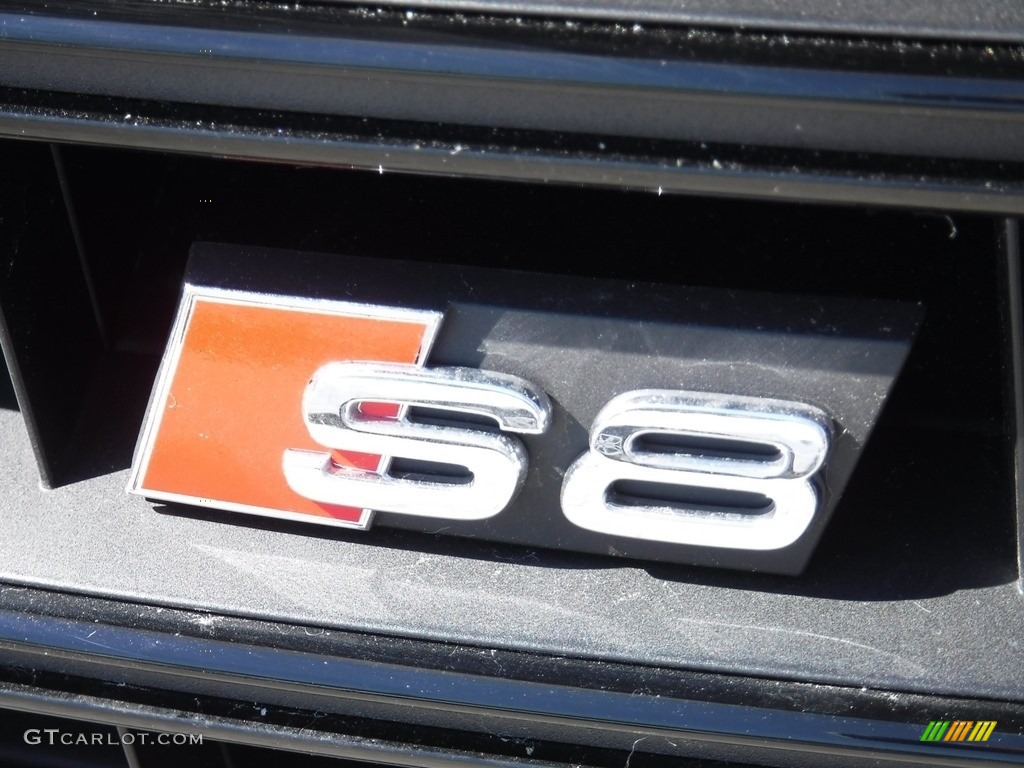 2017 Audi S8 plus 4.0T quattro Marks and Logos Photo #115881753