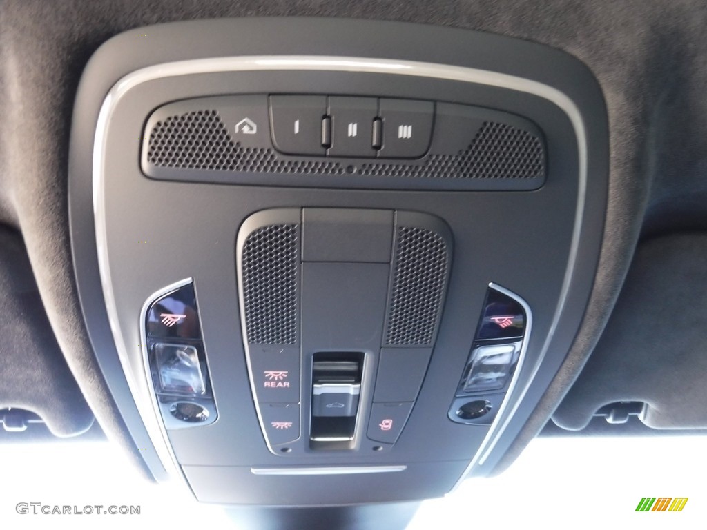 2017 Audi S8 plus 4.0T quattro Controls Photo #115882209