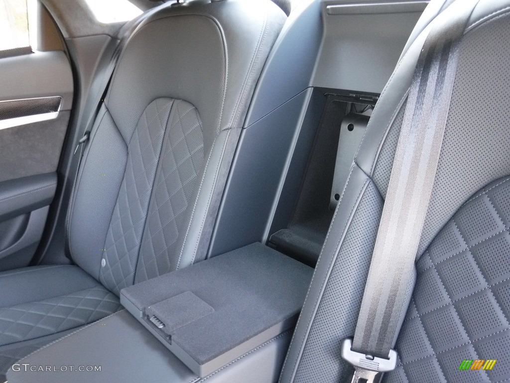 2017 Audi S8 plus 4.0T quattro Rear Seat Photos