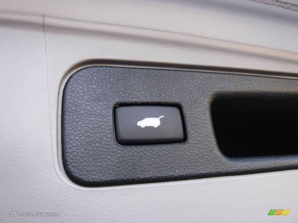 2015 Pilot EX-L 4WD - Taffeta White / Gray photo #22