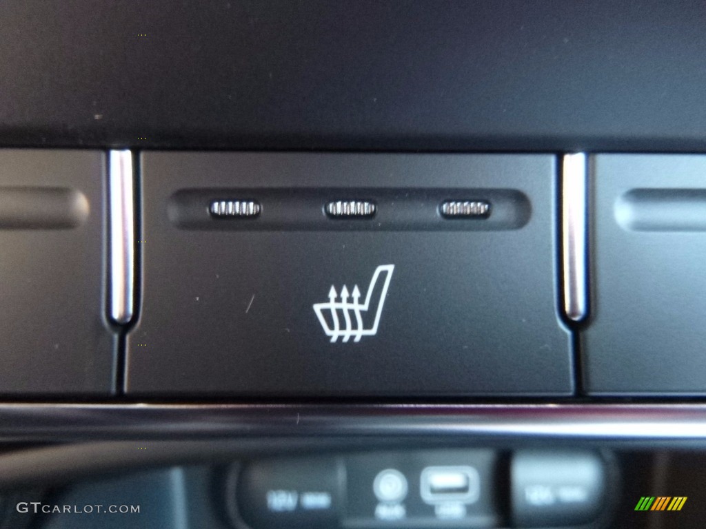 2017 Kia Sorento LX AWD Controls Photo #115886354