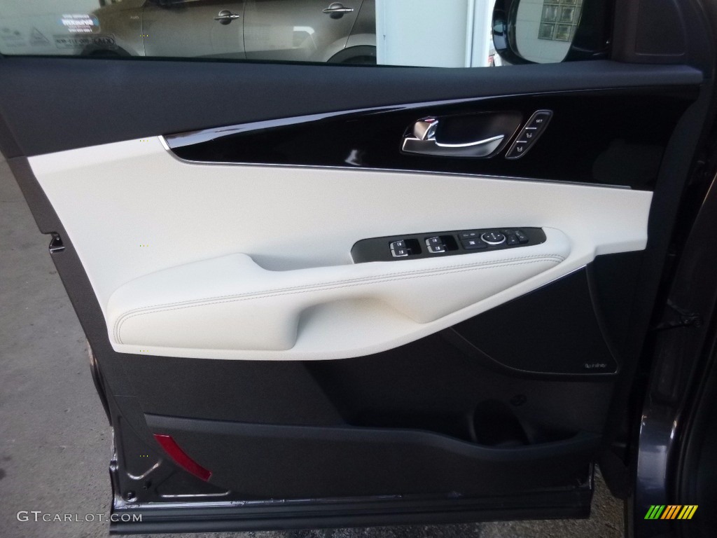 2017 Kia Sorento SXL V6 AWD Black Door Panel Photo #115886730