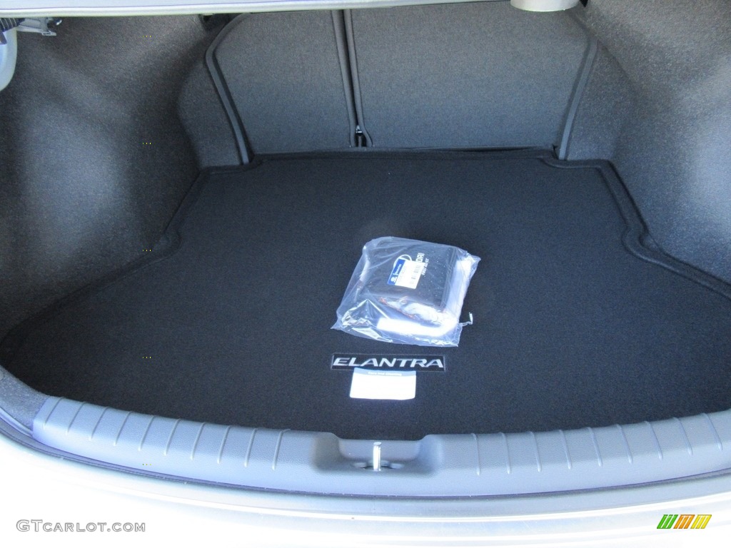 2017 Elantra Limited - Gray / Black photo #16