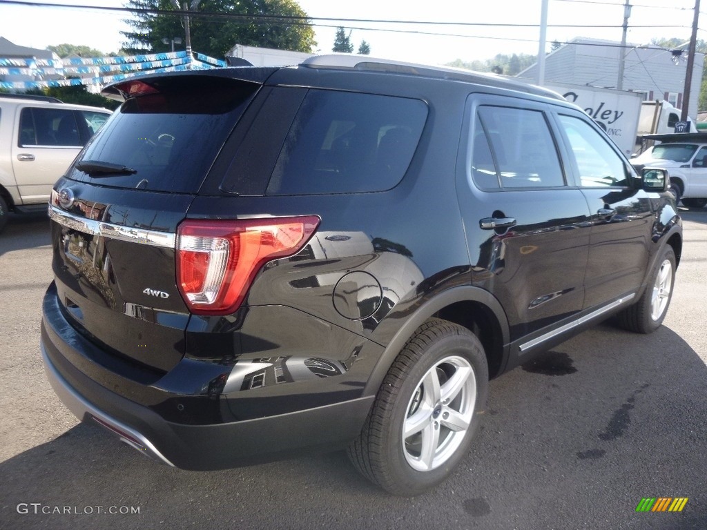 2017 Explorer XLT 4WD - Shadow Black / Ebony Black photo #5