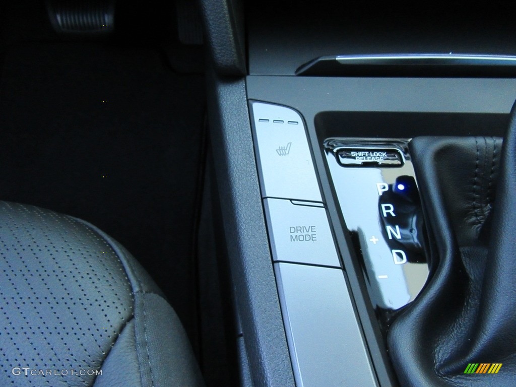2017 Elantra Limited - Gray / Black photo #31