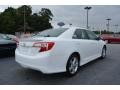 Super White - Camry SE Photo No. 3