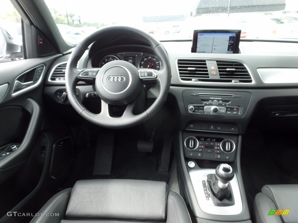 2016 Q3 2.0 TSFI Prestige quattro - Monsoon Gray Metallic / Black photo #15