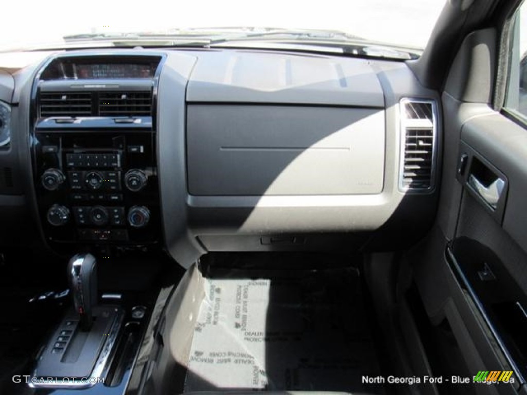 2011 Escape Limited V6 - Tuxedo Black Metallic / Charcoal Black photo #17