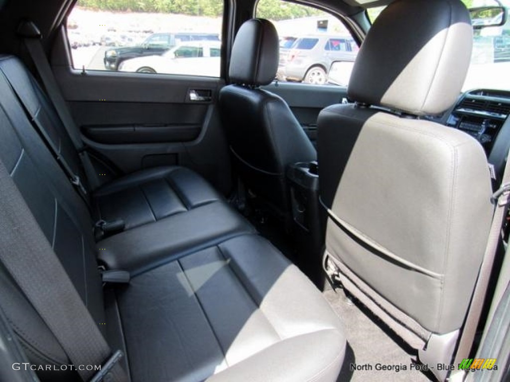 2011 Escape Limited V6 - Tuxedo Black Metallic / Charcoal Black photo #31