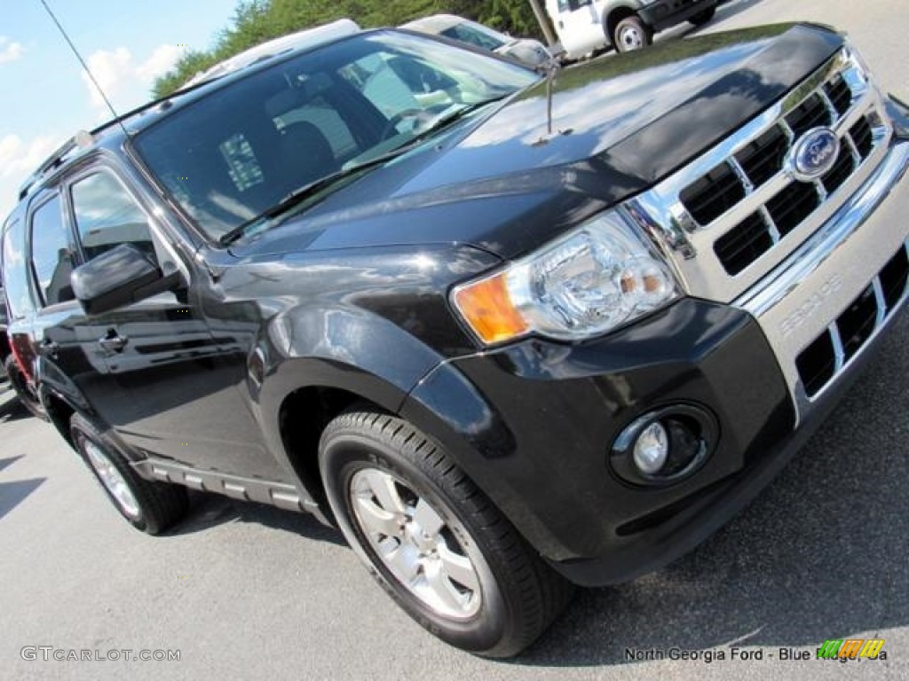 2011 Escape Limited V6 - Tuxedo Black Metallic / Charcoal Black photo #33