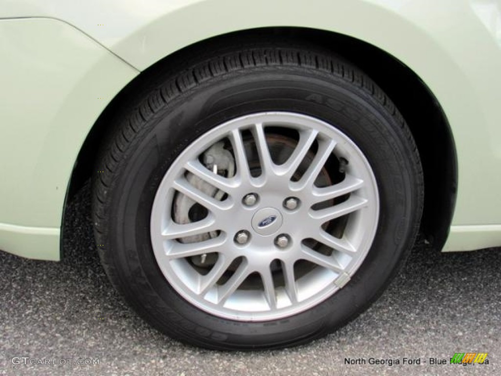 2011 Focus SE Sedan - Natural Neutral Metallic / Medium Stone photo #9
