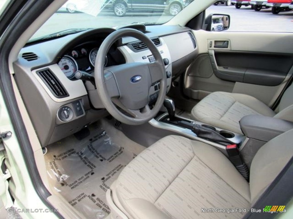 2011 Focus SE Sedan - Natural Neutral Metallic / Medium Stone photo #11