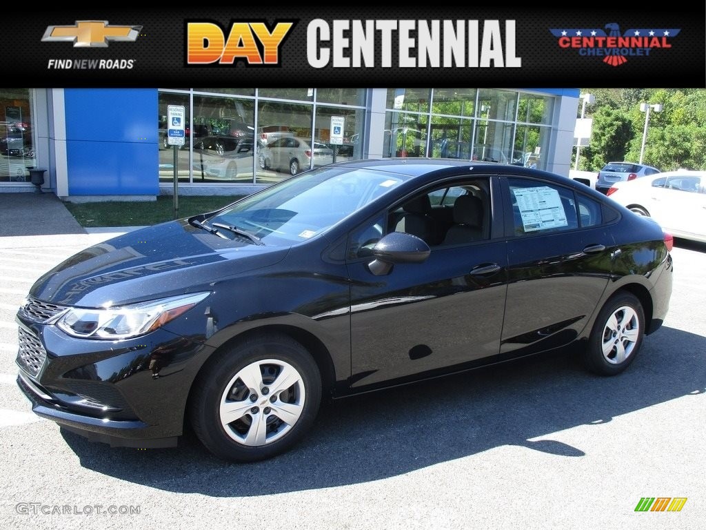 2017 Cruze LS - Mosaic Black Metallic / Jet Black photo #1