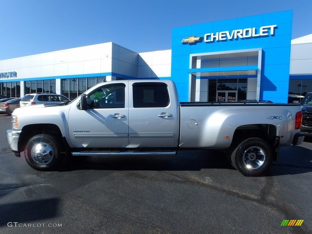 2011 Silverado 3500HD LTZ Crew Cab 4x4 - Sheer Silver Metallic / Ebony photo #3