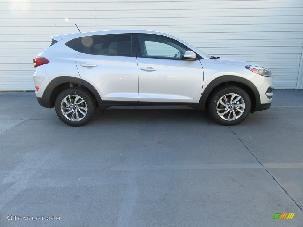 2017 Tucson SE - Molten Silver / Gray photo #3