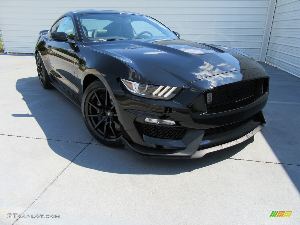 Shadow Black 2017 Ford Mustang Shelby GT350 Exterior Photo #115910450