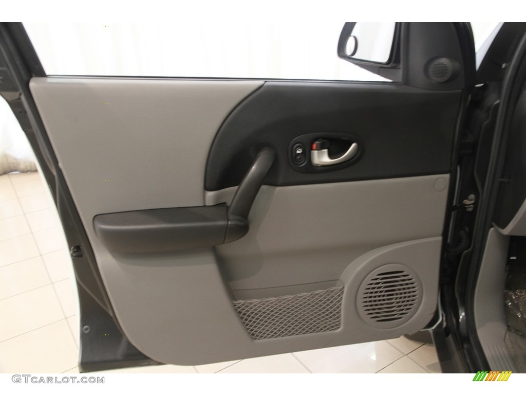 2004 VUE V6 - Polar White / Gray photo #4