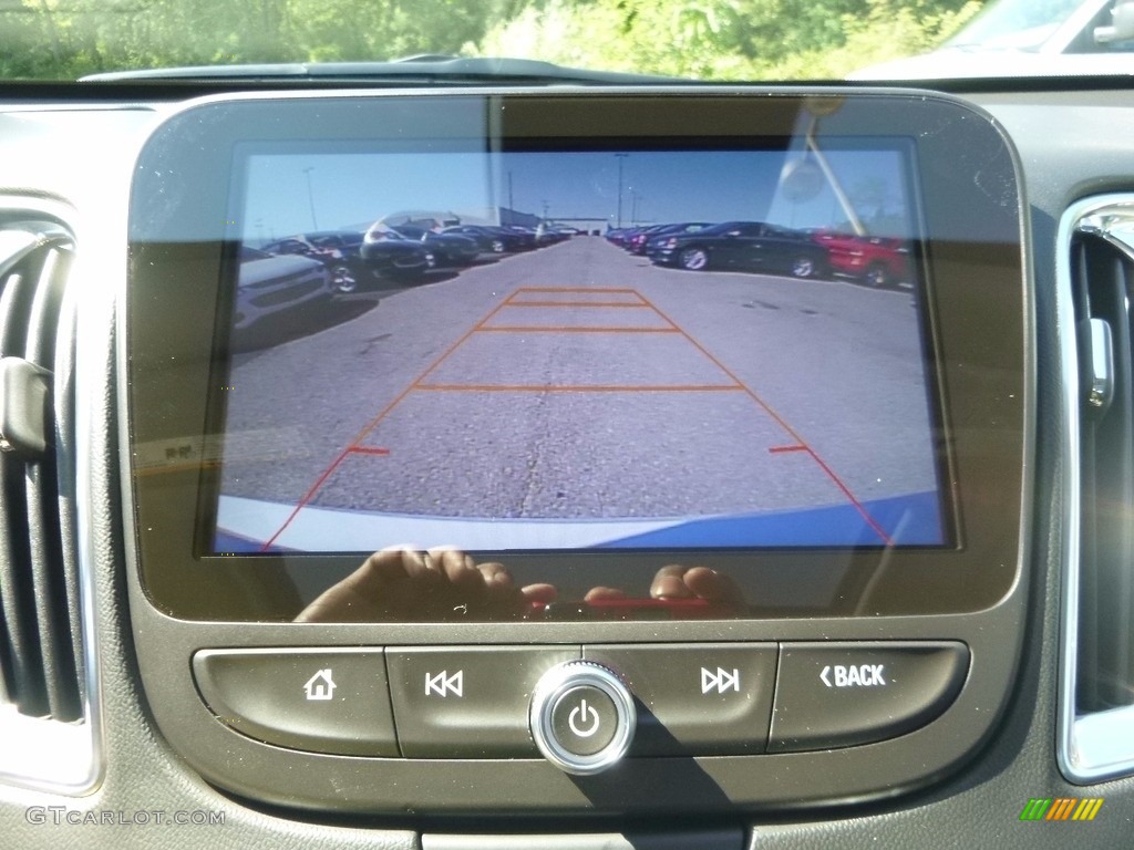 2017 Malibu Premier - Iridescent Pearl Tricoat / Jet Black photo #17