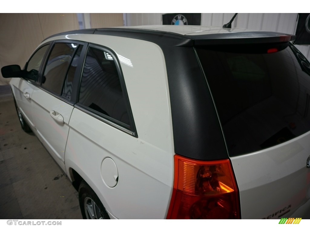 2007 Pacifica Touring - Stone White / Pastel Slate Gray photo #61