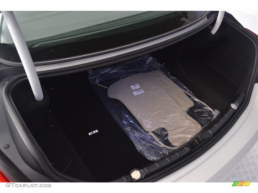 2017 BMW 6 Series 640i Coupe Trunk Photos