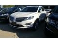 White Platinum - MKC Reserve AWD Photo No. 1