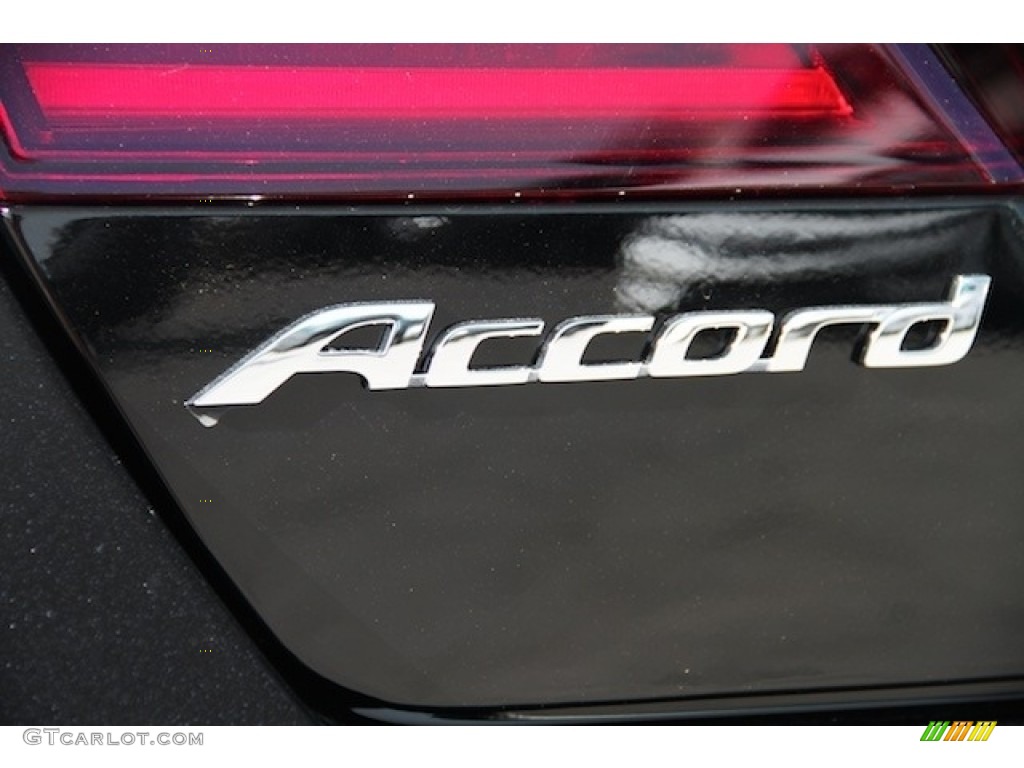 2017 Accord EX-L V6 Sedan - Crystal Black Pearl / Ivory photo #3