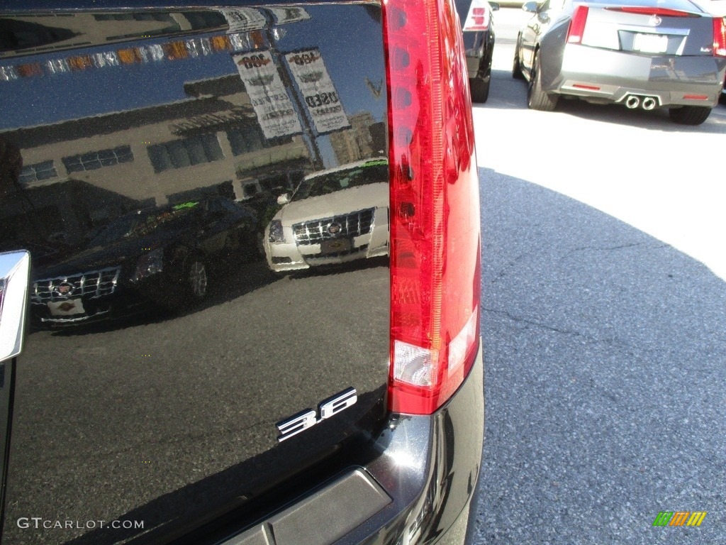 2013 SRX Luxury AWD - Black Ice Metallic / Ebony/Ebony photo #30