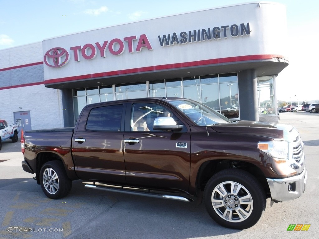 2016 Tundra 1794 CrewMax 4x4 - Sunset Bronze Mica / 1794 Black/Brown photo #2