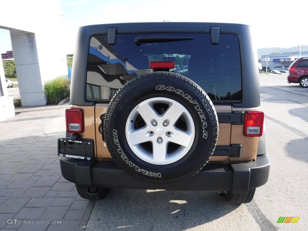 2015 Wrangler Unlimited Sport 4x4 - Copper Brown Pearl / Black photo #7