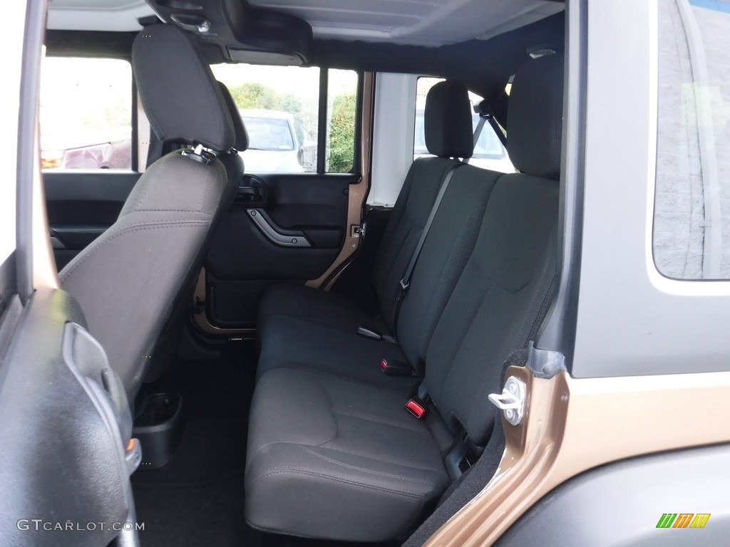 2015 Wrangler Unlimited Sport 4x4 - Copper Brown Pearl / Black photo #16