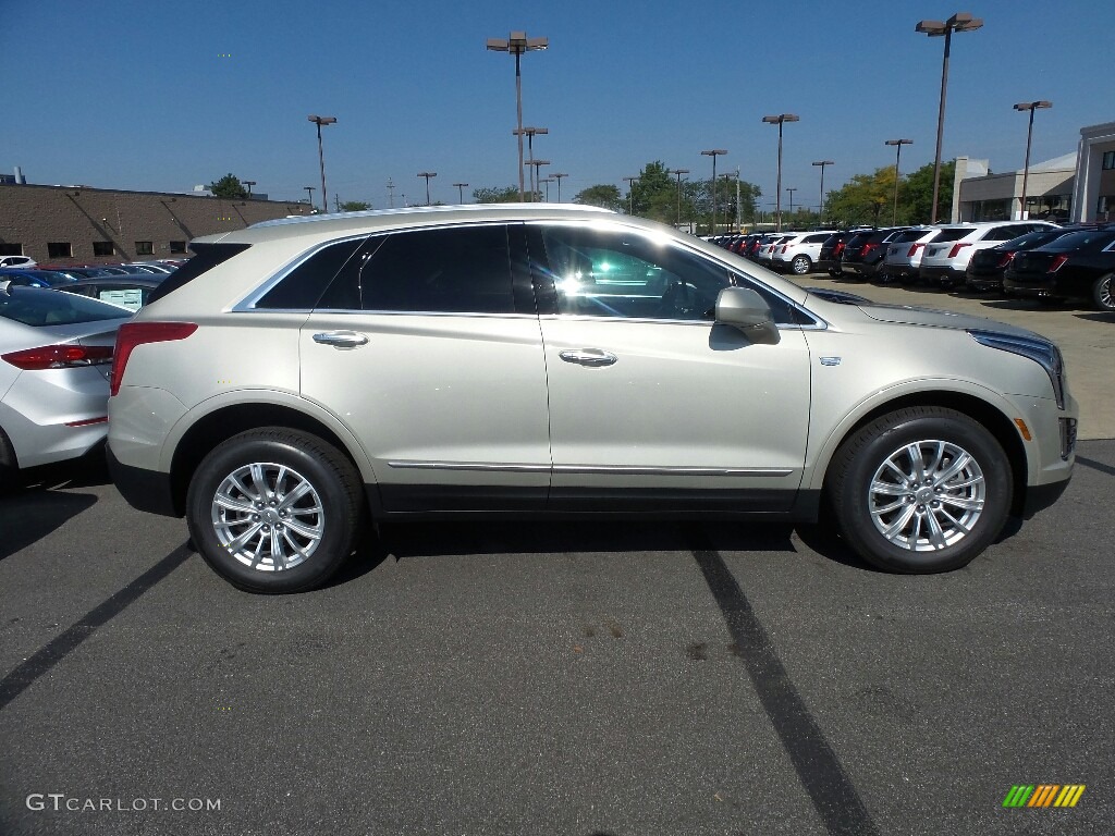 2017 XT5 FWD - Silver Coast Metallic / Sahara Beige photo #2