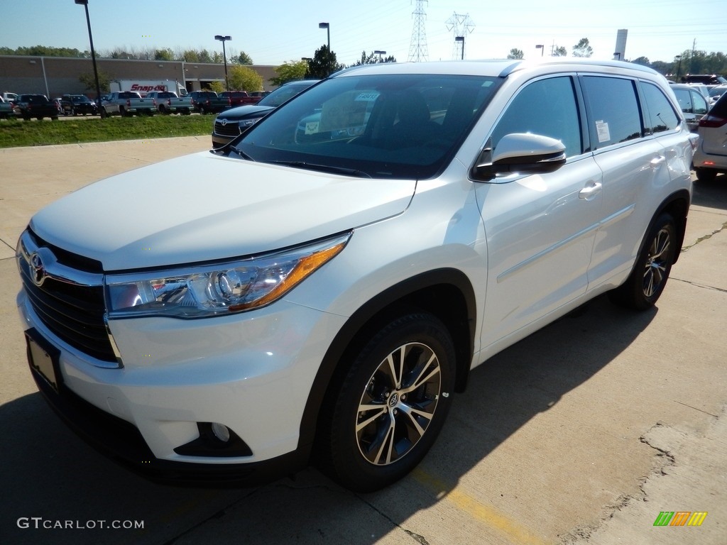 Blizzard Pearl 2016 Toyota Highlander XLE Exterior Photo #115940256