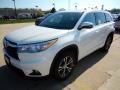 Blizzard Pearl 2016 Toyota Highlander XLE Exterior