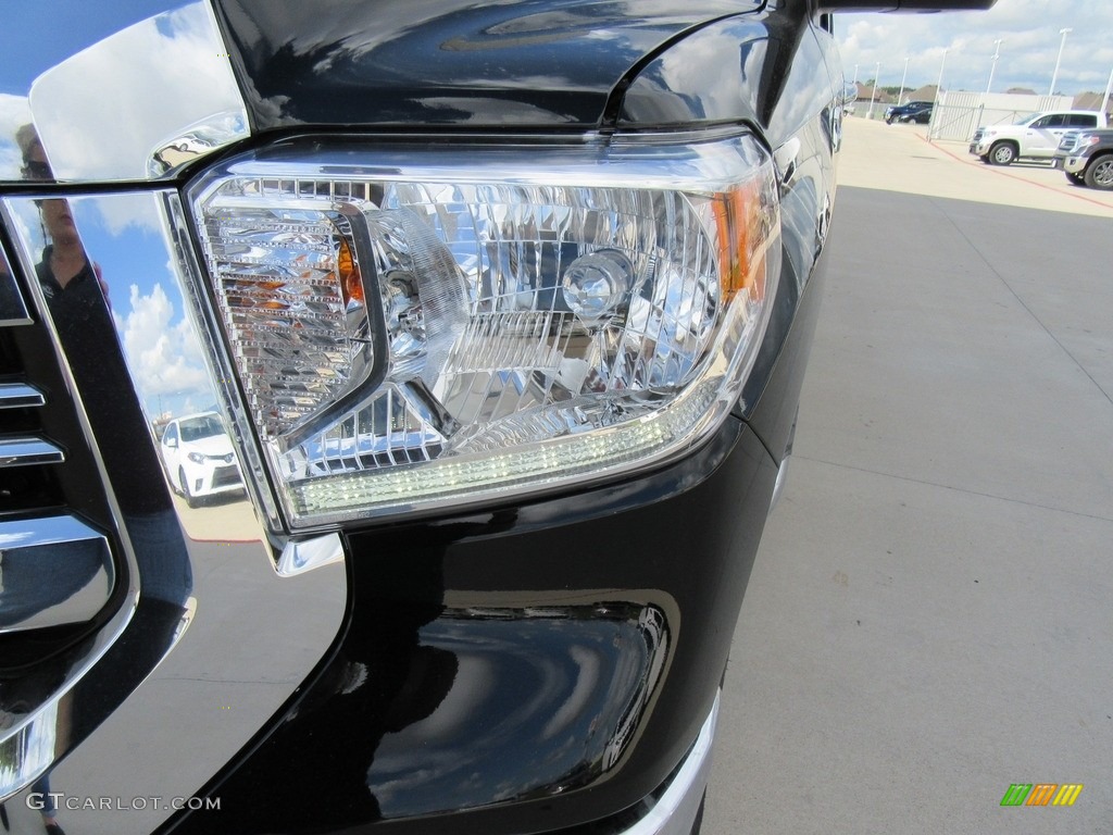 2017 Tundra 1794 CrewMax - Midnight Black Metallic / 1794 Edition Black/Brown photo #9