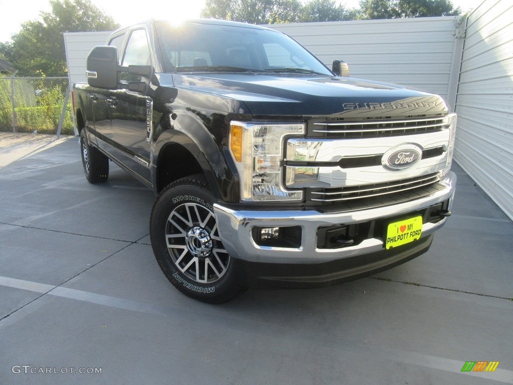 2017 F250 Super Duty Lariat Crew Cab 4x4 - Shadow Black / Black photo #1