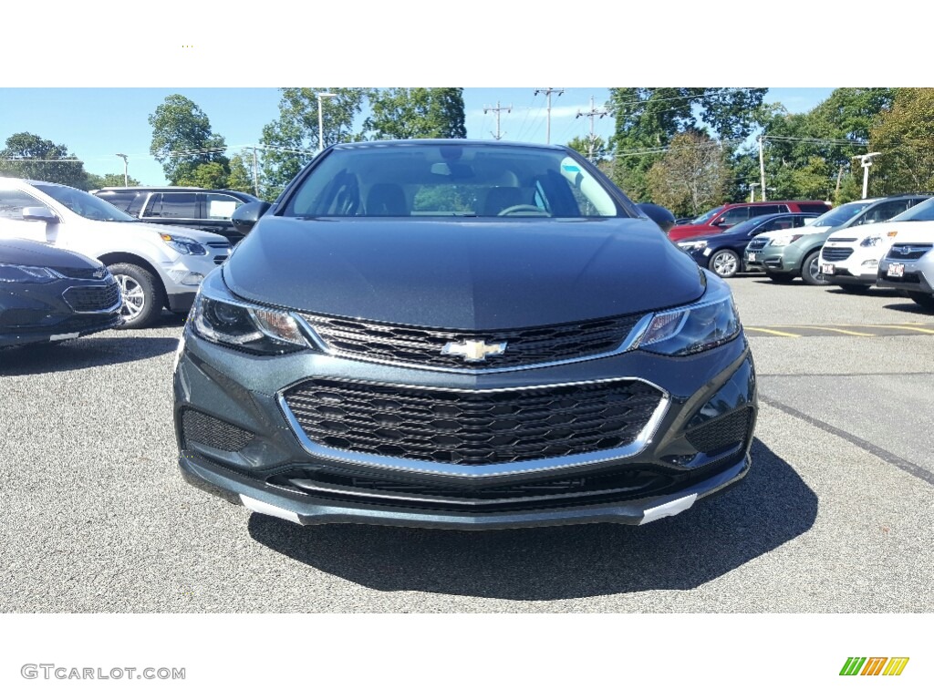 2017 Cruze LT - Graphite Metallic / Dark Atmosphere/Medium Atmosphere photo #2