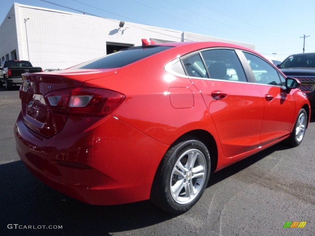 2017 Cruze LT - Red Hot / Jet Black photo #6