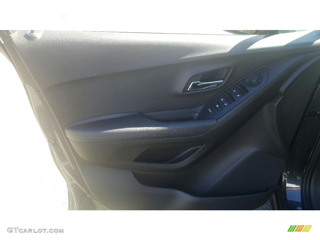 2016 Trax LS - Cyber Gray Metallic / Jet Black photo #6
