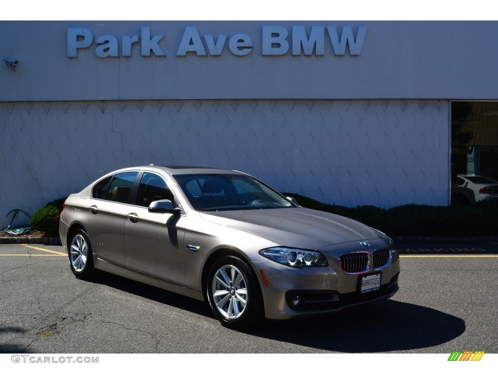 Cashmere Silver Metallic BMW 5 Series