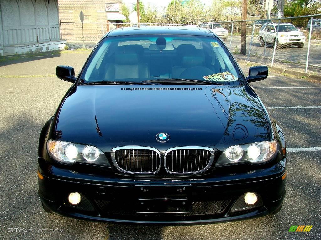 2004 3 Series 330i Coupe - Jet Black / Black photo #33