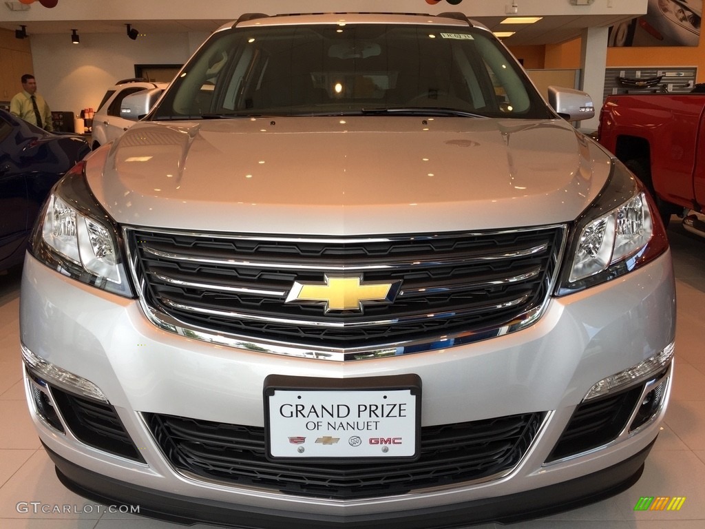 2017 Traverse LT AWD - Silver Ice Metallic / Ebony photo #2