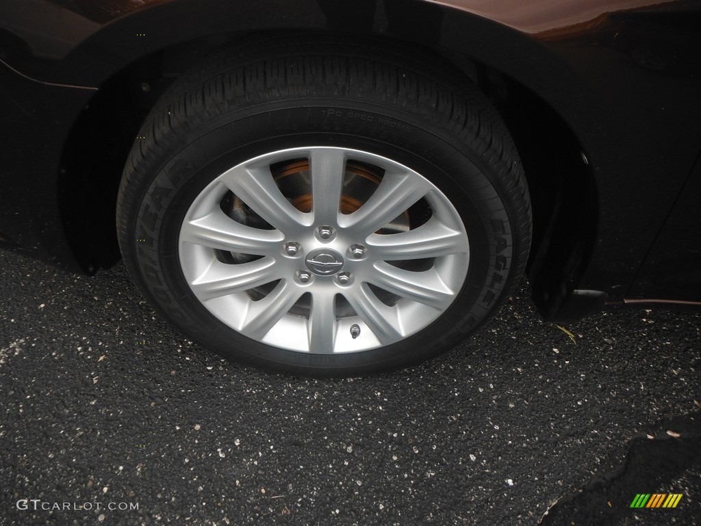 2013 200 Touring Sedan - Deep Auburn Pearl / Black/Light Frost Beige photo #7