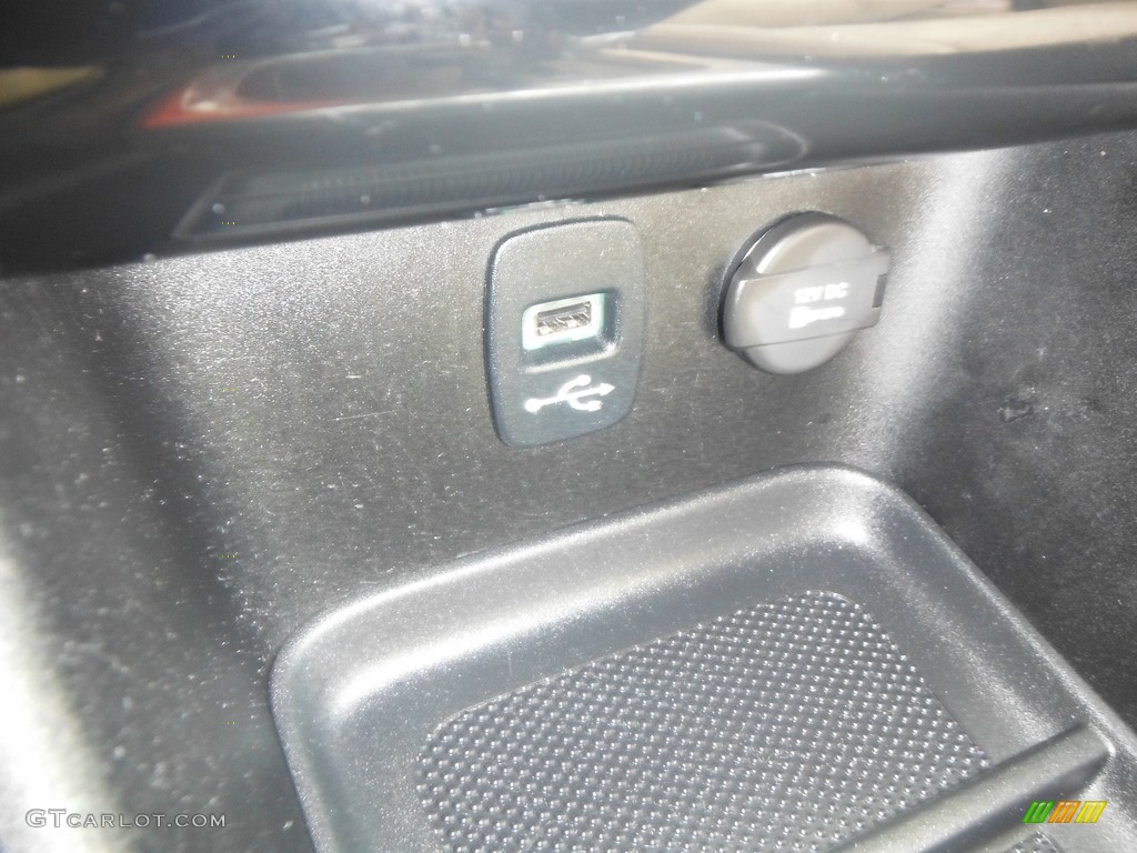 2013 200 Touring Sedan - Deep Auburn Pearl / Black/Light Frost Beige photo #15